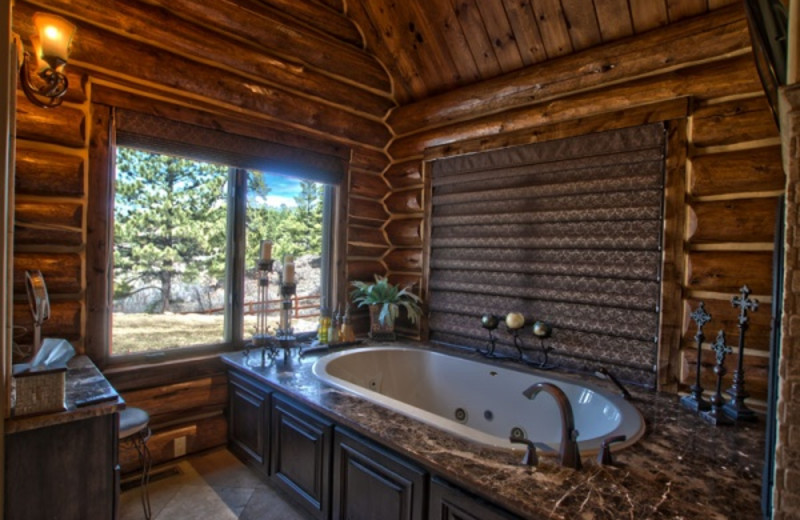 Rental bathroom at Pagosa Springs Accommodations.