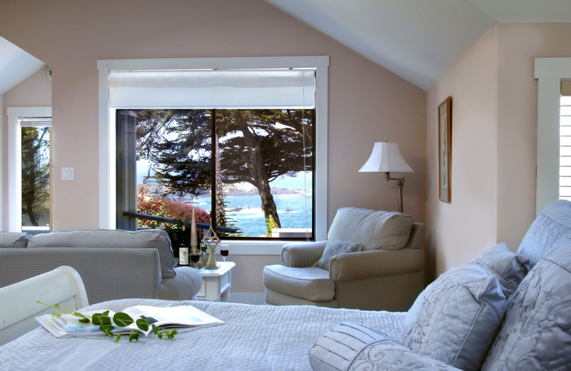 Guest room at Agate Cove Inn.