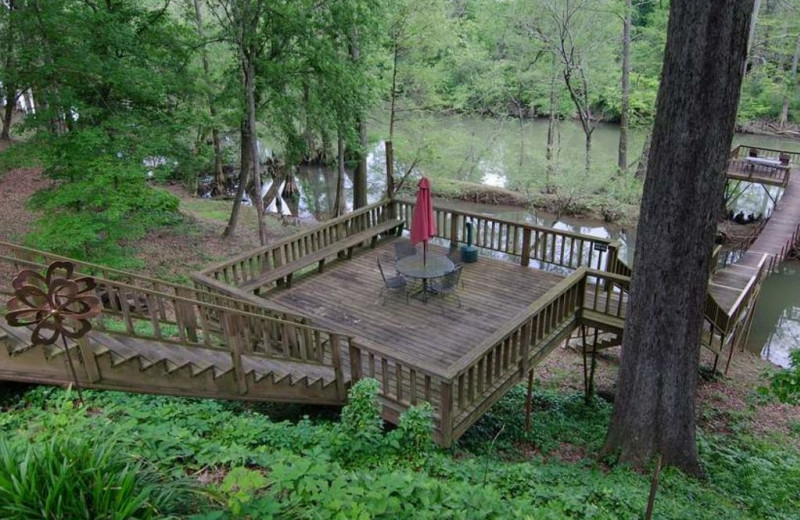 Cabin patio at Lake Mountain Cabins.