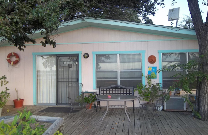 Exterior at Lakeside Lodge on East Lake Buchanon.