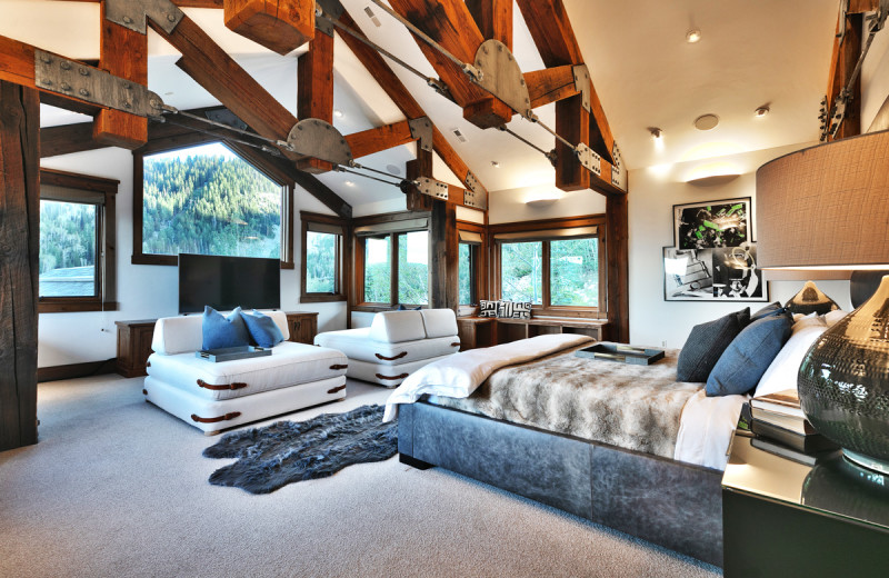 Rental bedroom at Natural Retreats Park City.