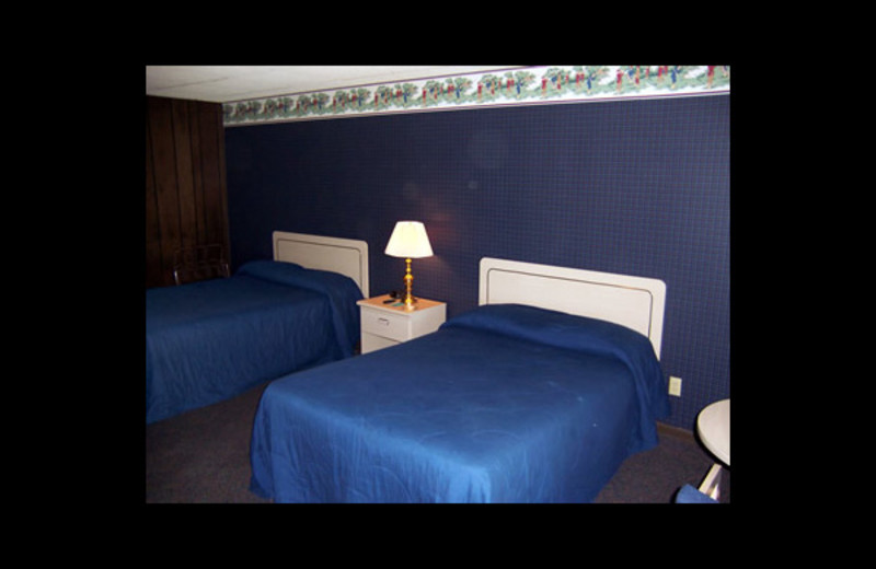 Guest room at Coachman's Golf Resort.