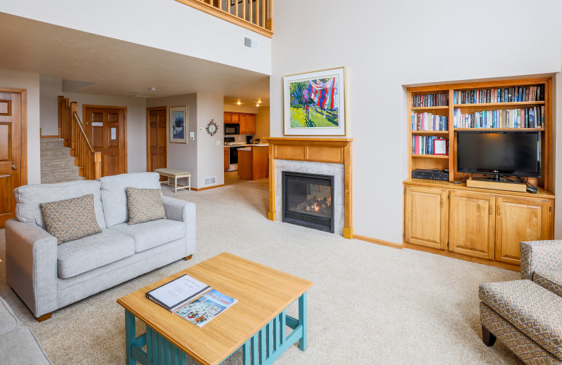 Glidden Lodge Beach Resort (Sturgeon Bay, WI) Resort Reviews