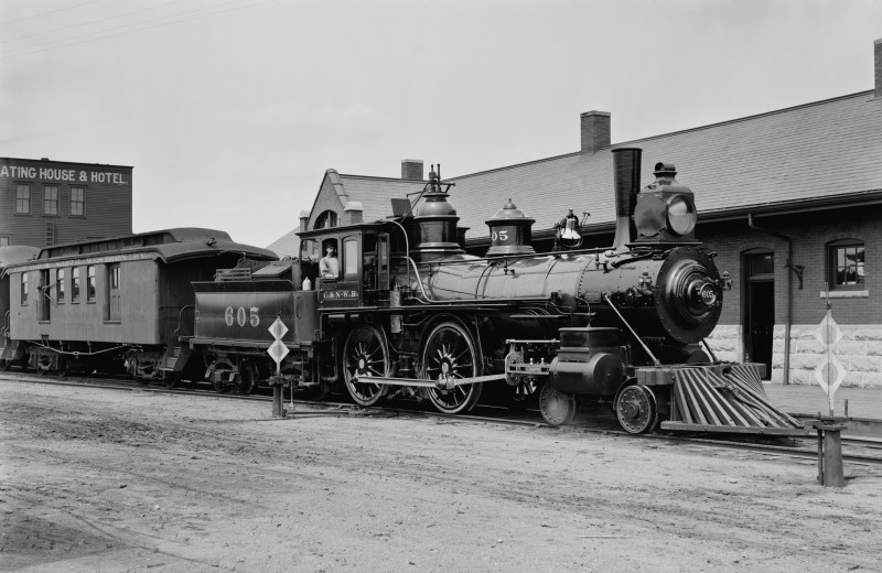 Train near Rushmore Express Inn & Family Suites.