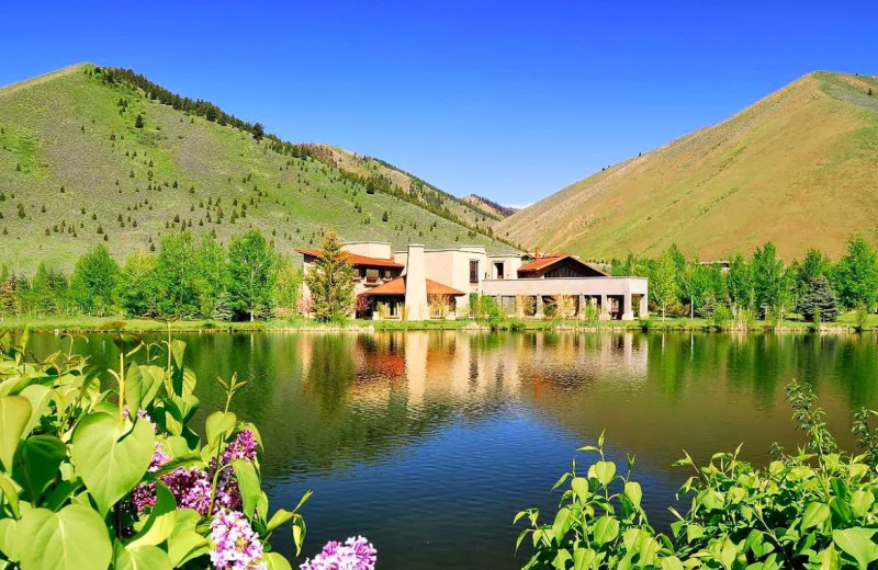 Exterior view of Distinctive Properties of Sun Valley.