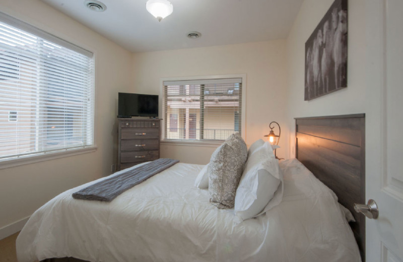 Rental bedroom at realTopia Vacation Rentals.