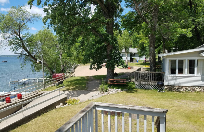 Exterior view of Rusty Moose Resort.