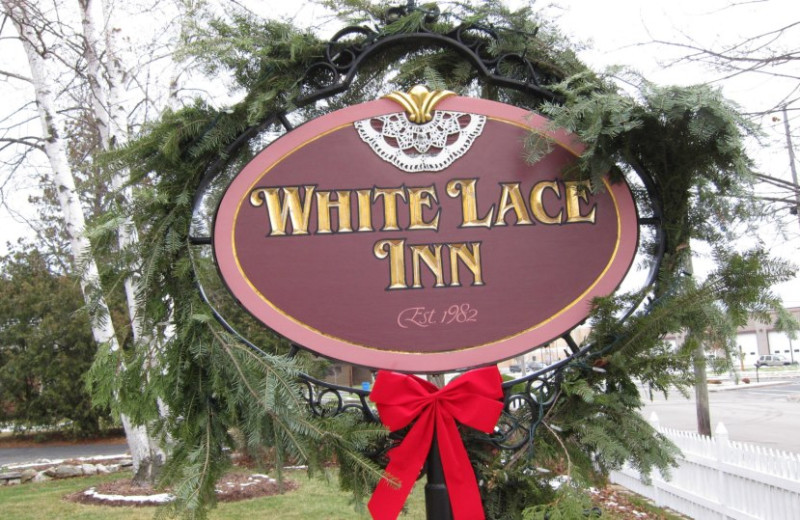 Welcome to the White Lace Inn.