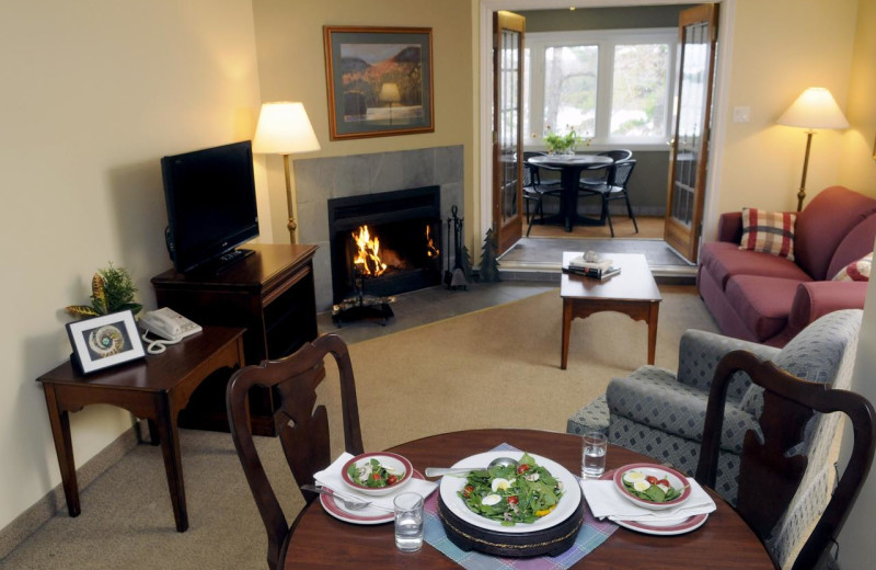 Guest room at Rocky Crest Golf Resort.