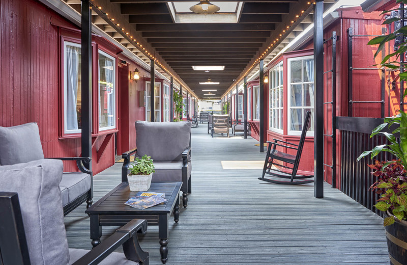 Exterior view of Napa Valley Railway Inn.