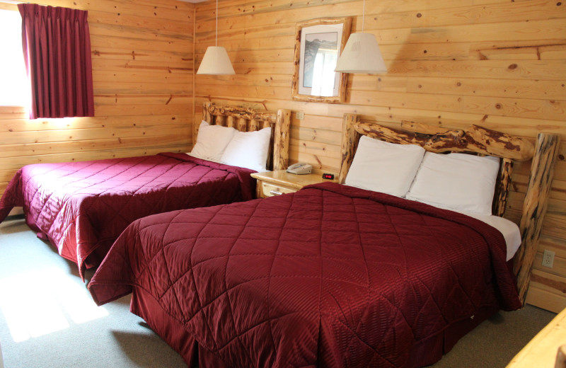 Guest room at Georgetown Mountain Inn.