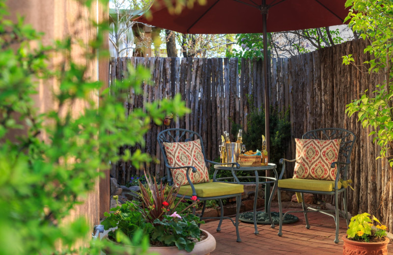 Patio at El Farolito Bed and Breakfast.