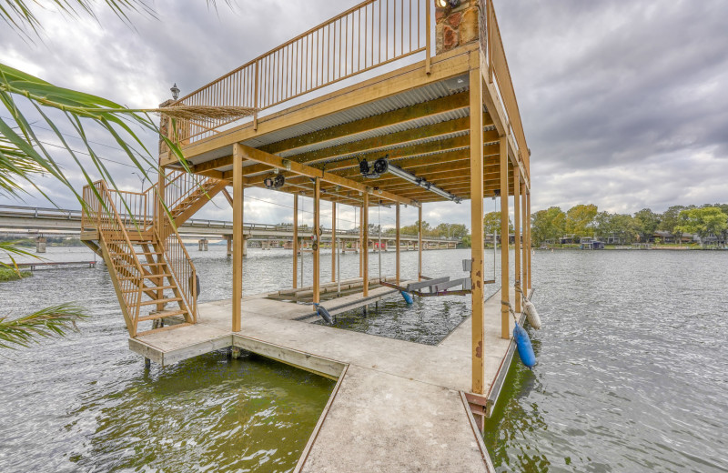 Rental dock at Log Country Cove.