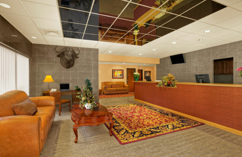 Lobby at Rushmore Express Inn & Family Suites.