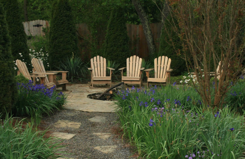 Fire pit at Windover Inn.