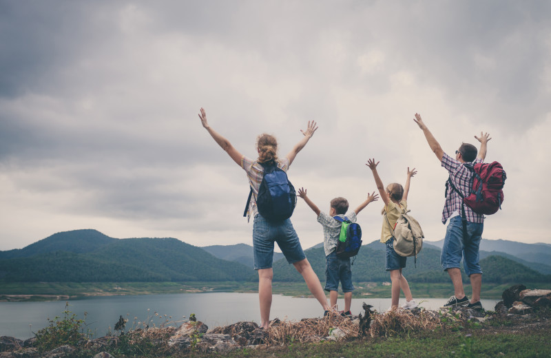 Family hiking at Jorgenson's Inn & Suites.