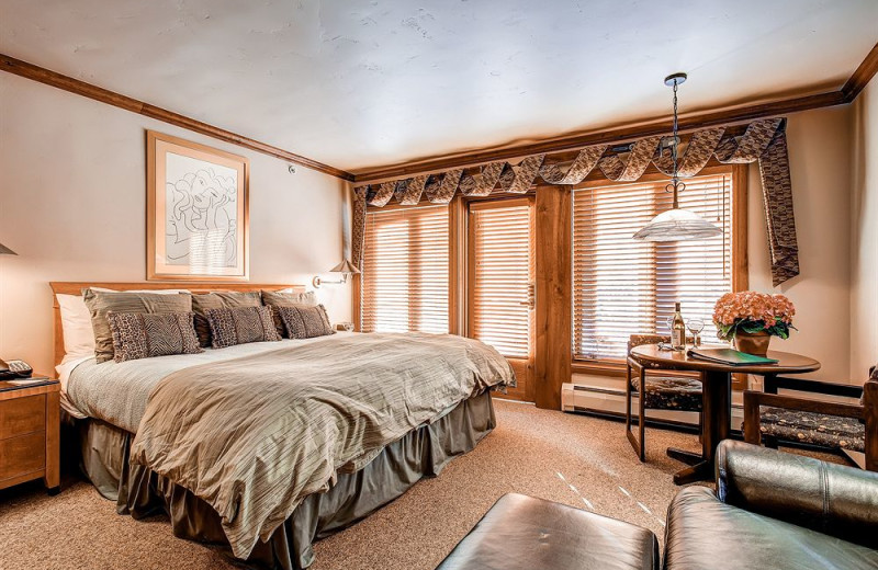 Rental bedroom at Lion Square Lodge.