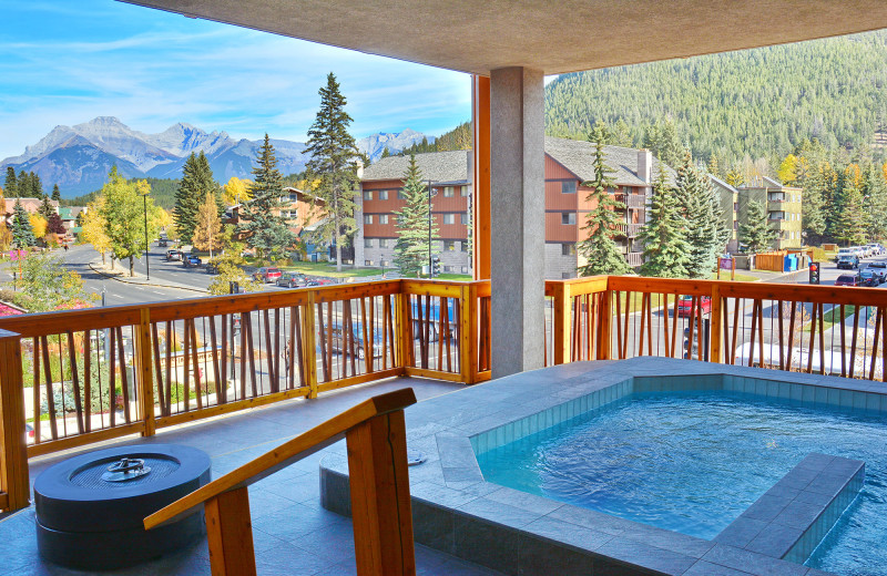 Hot tub at Moose Hotel & Suites.