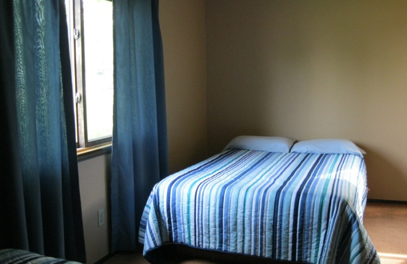 Lodge bedroom at Betsy Ross Resort.