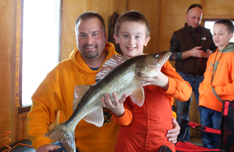 Fishing at River Bend's Resort & Walleye Inn.