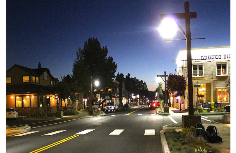 Shopping near Sisters Vacation Rentals.