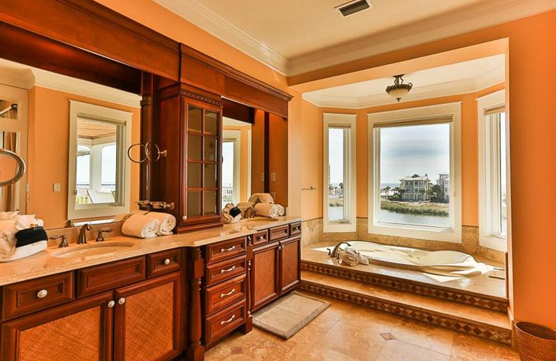 Rental bedroom at Holiday Isle Properties.