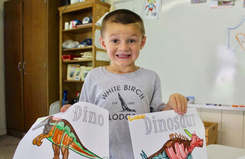 Crafts at White Birch Lodge.