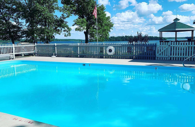 Break on the Lake Resort (Cass Lake, MN) Resort Reviews