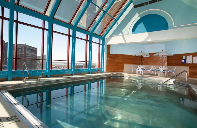 Indoor pool at Hyatt Regency Buffalo/Hotel and Conference Center.