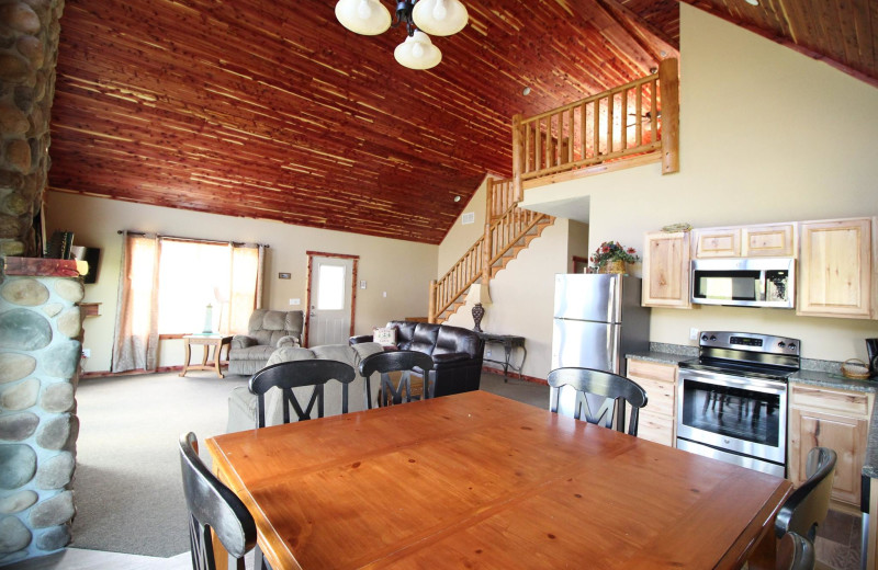 Cottage dining area at Riverwood Resort.