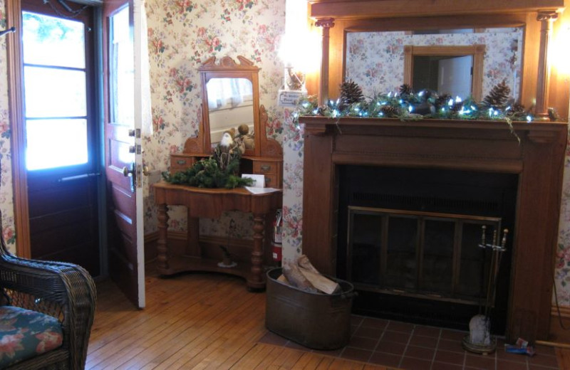 Holidays at the White Lace Inn.