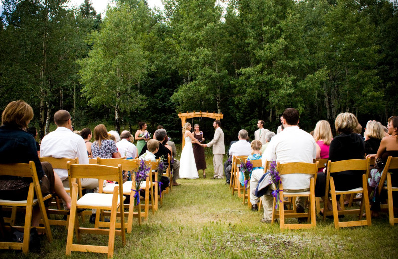 Wedding ceremony at Meadow Creek Lodge and Event Center.