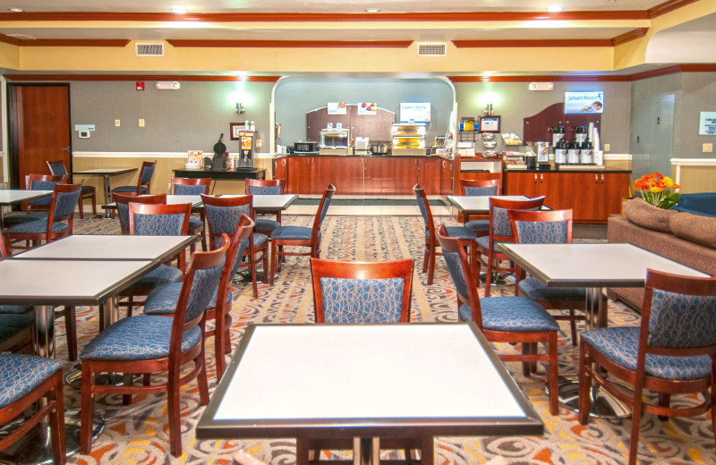 Dining at Holiday Inn Express 