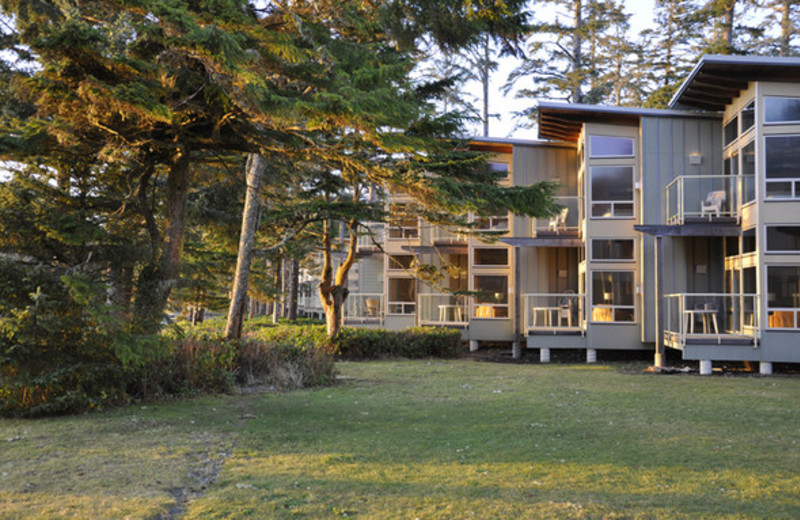 Exterior View of Pacific Sands Beach Resort 