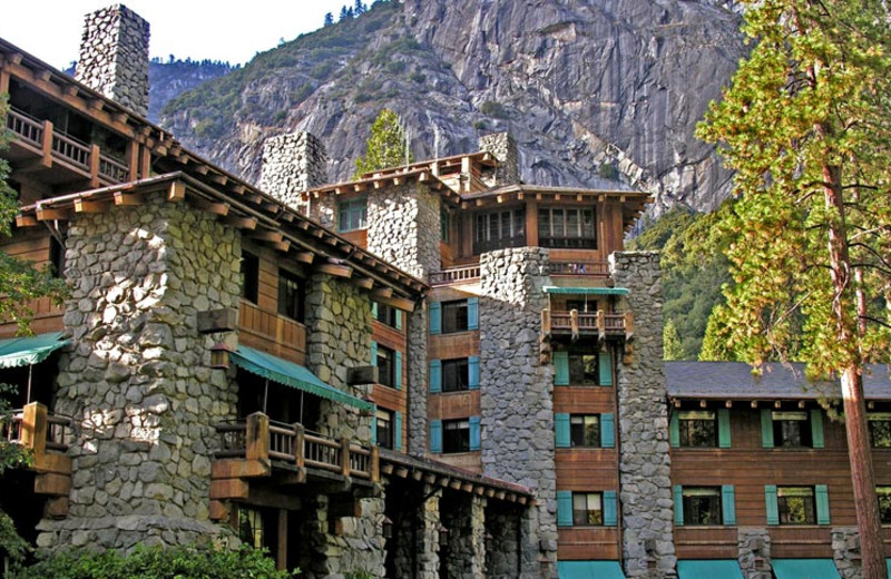 Exterior view of Yosemite Lodge at the Falls.