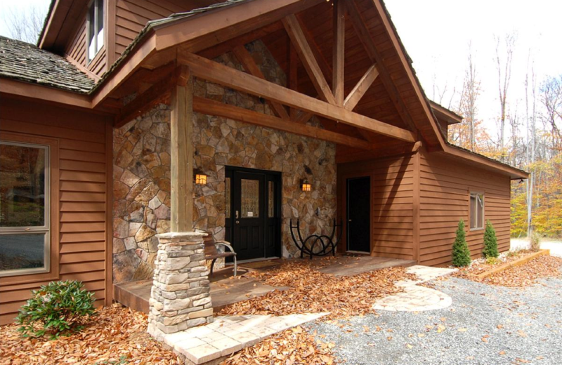 Vacation rental exterior at Old Timberline Community.