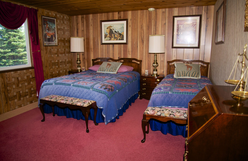 Guest room at Alaska Rainbow Lodge.