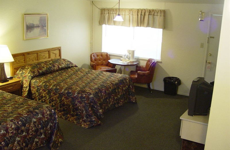 Guest room at Long Barn Lodge.