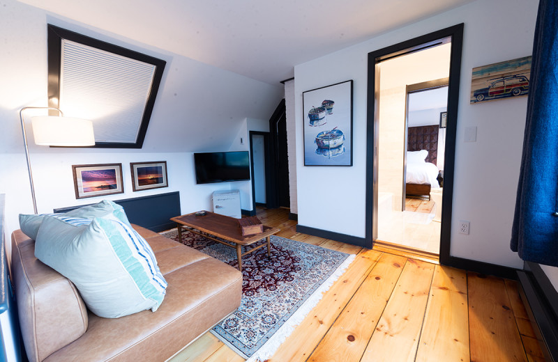 Guest room at Addison Choate.