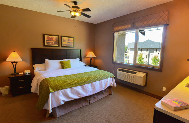 Guest bedroom at Bighorn Meadows Resort.