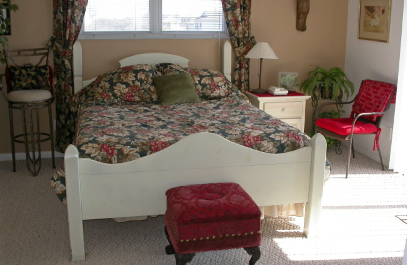 Rental bedroom at Island Real Estate. Inc.