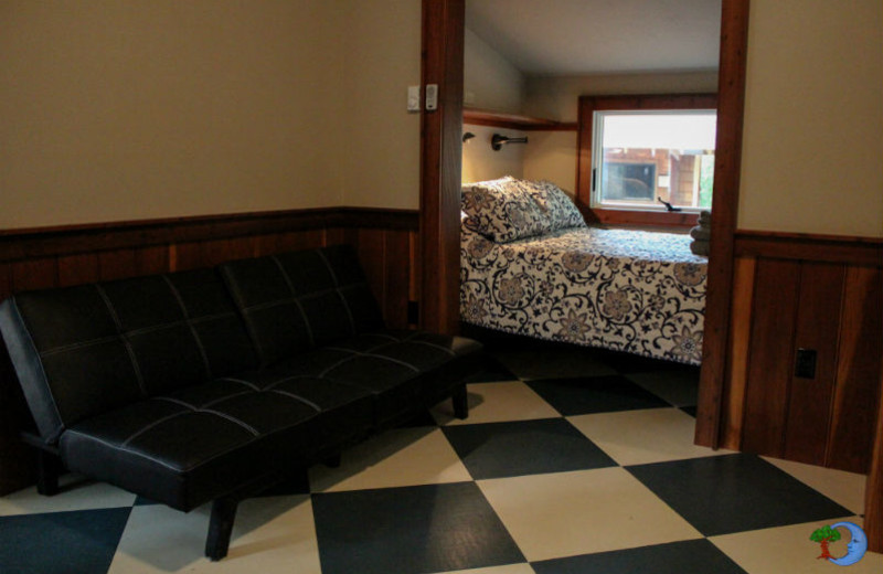 Guest bedroom at Blue Moon Rising.