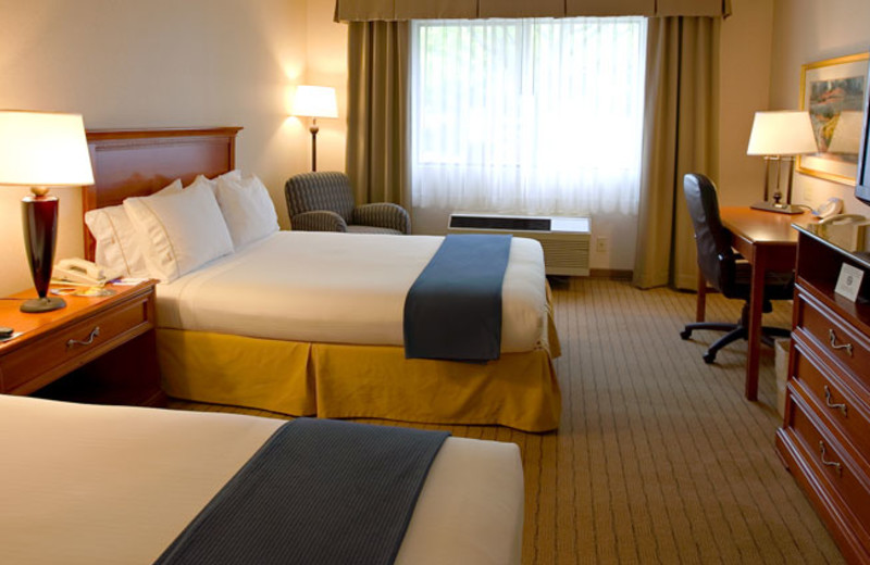 Guest Room at Holiday Inn Express Walnut Creek