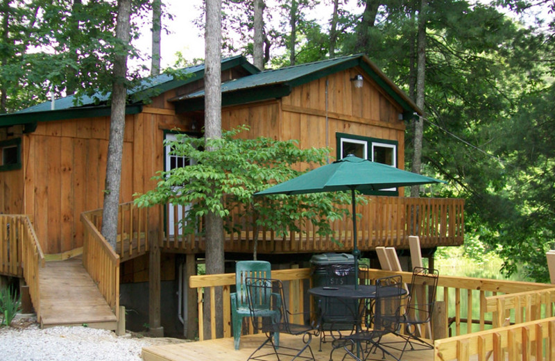 Cabin exterior at Scenic Cabin Rentals.