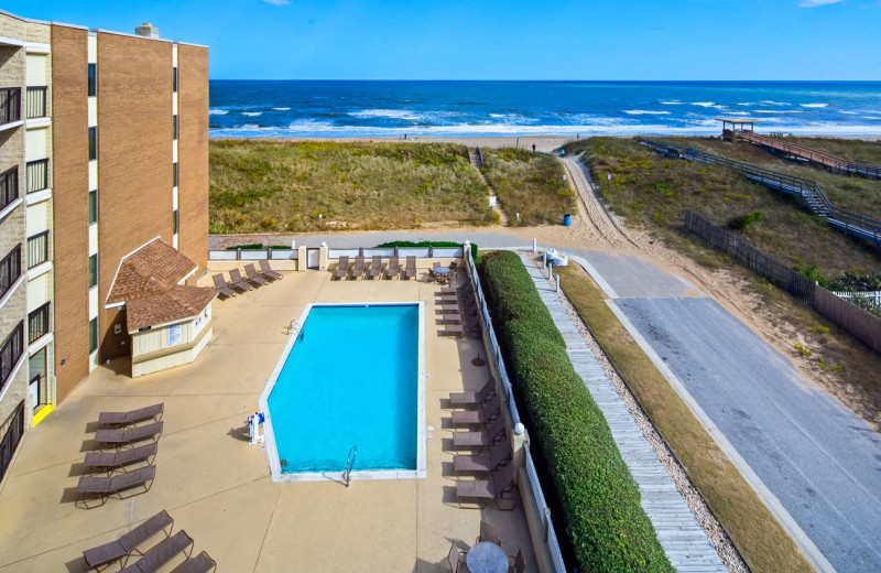 Beach at Best Western Ocean Reef Suites.