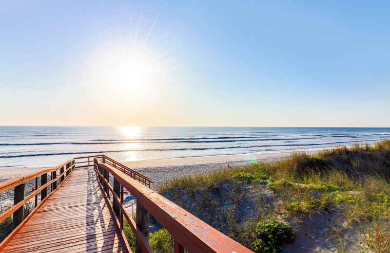 Beach at Beacher's Lodge Oceanfront Suites.