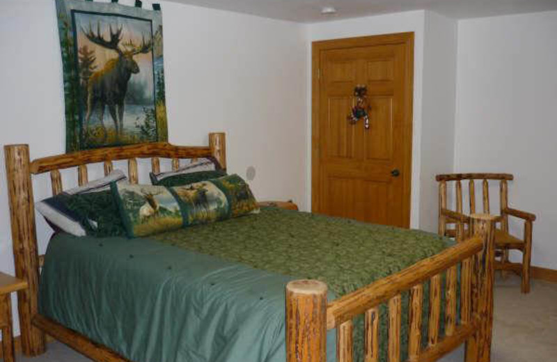 Guest bedroom at Deer Haven Acres.