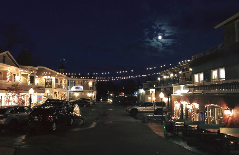 Night view of Grand Harbor Inn.