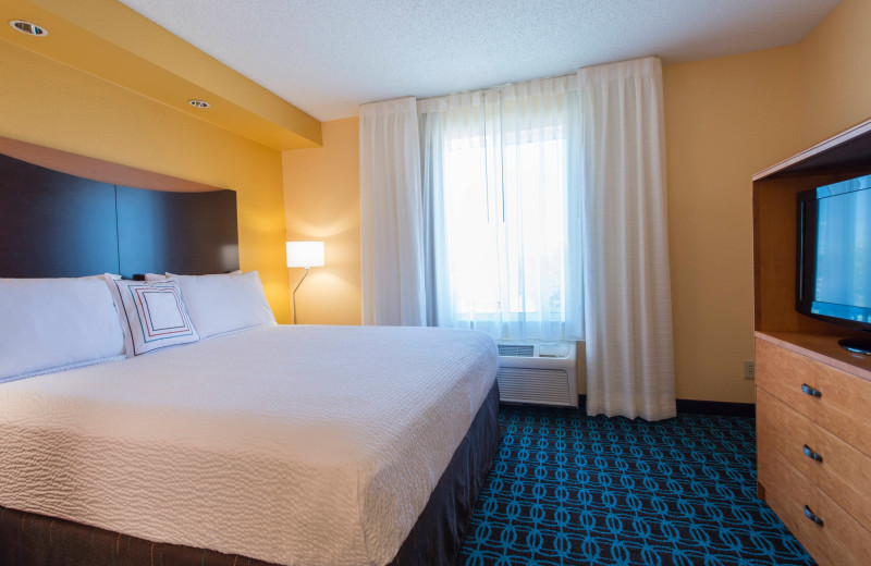 Guest room at Fairfield Inn 