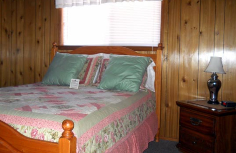 Cottage bedroom at Blue Horizon Lodge.